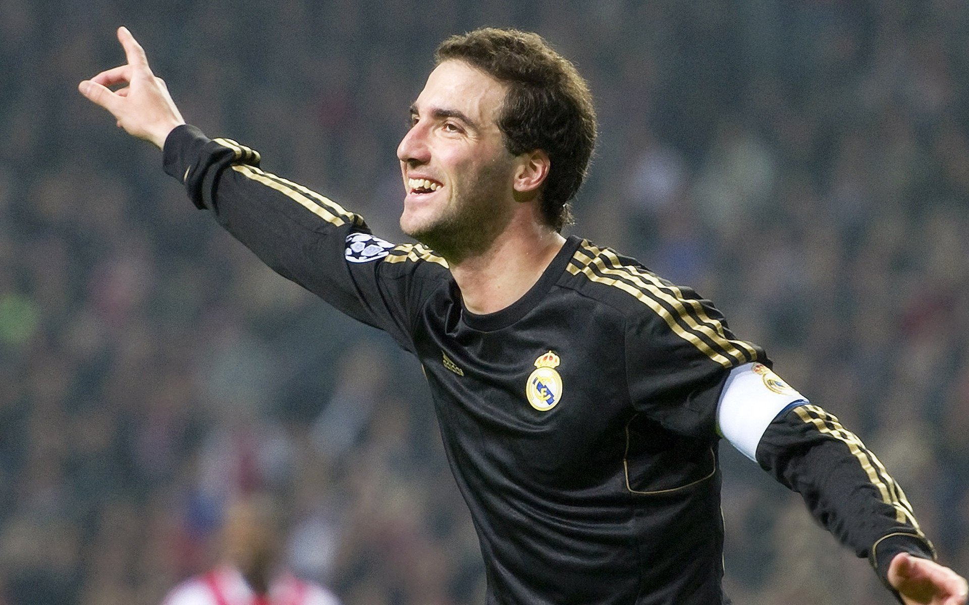 达里尔·基：他用无与伦比的防守意识和突破能力成为全黑队的中场屏障